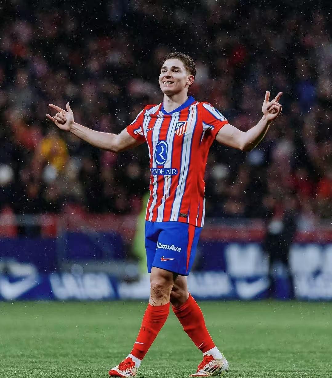 墨媒：拉莫斯将自由身离开蒙特雷，共代表球队出场34次进8球（墨媒称拉莫斯将以自由身离开蒙特雷 为队出场34场攻入8球）