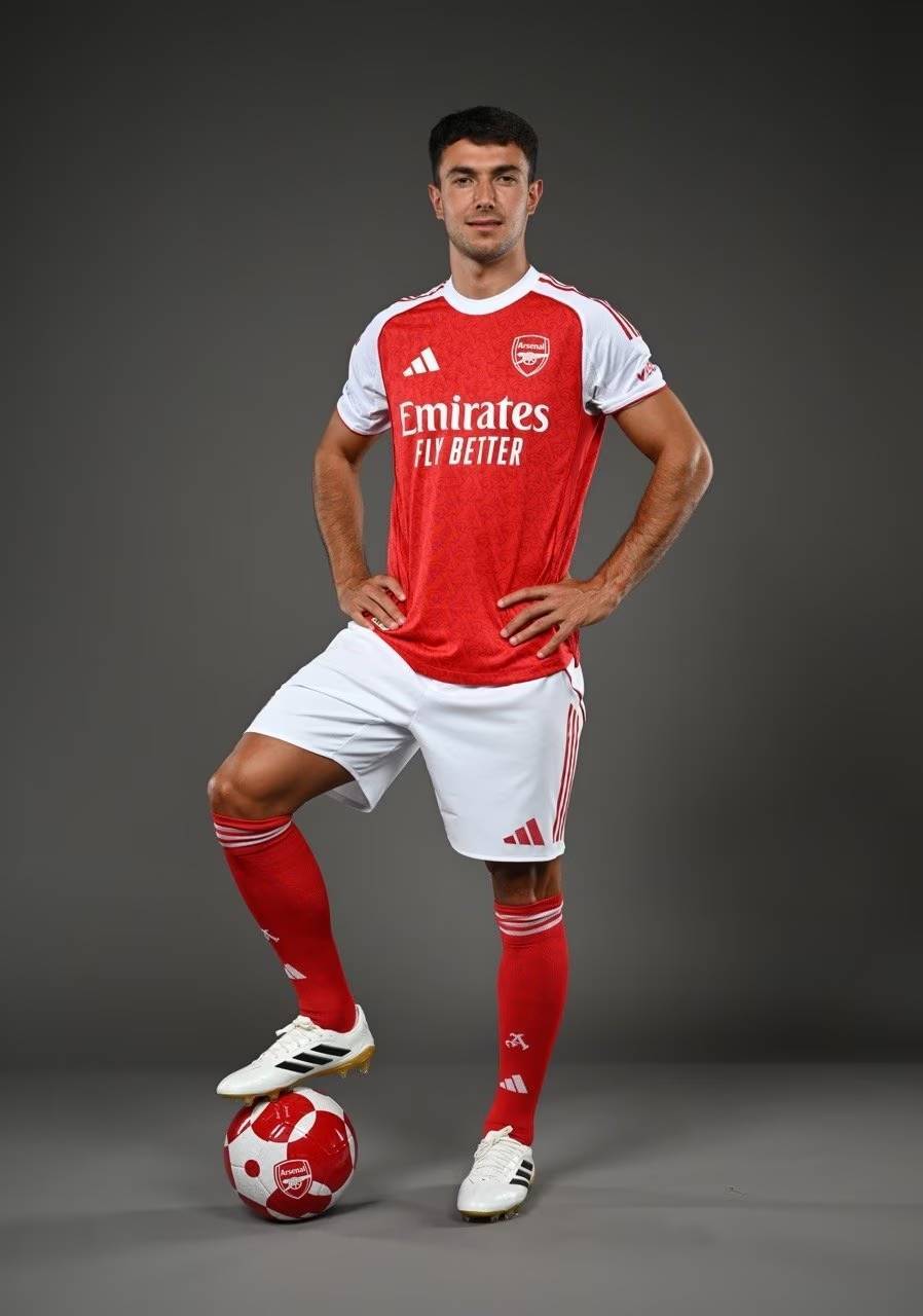 跟队：队内第二高薪+年龄超30岁，恰20续约可能成为问题（队记者：30+且队内第二高薪，恰20续约恐生变）