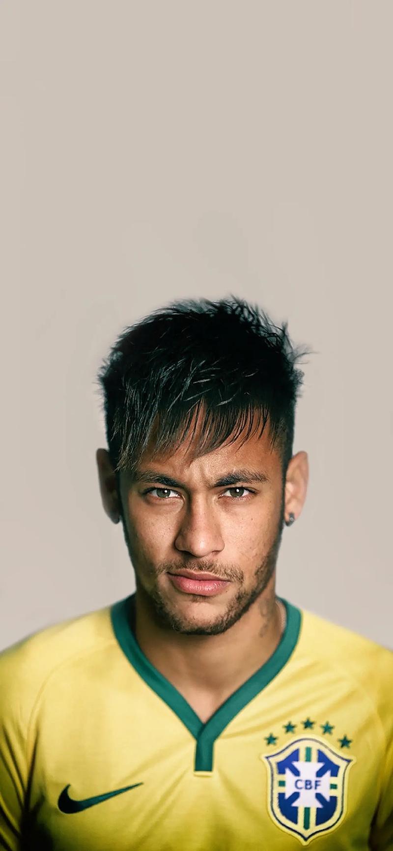 魏祥鑫：未来想出去看看，若踢出来就在外面，实在不行再回来（魏祥鑫：想出去闯闯，若能立足就留在外面，不行再回归）