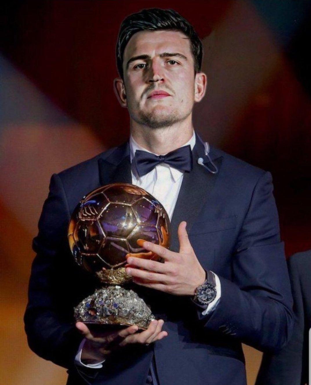 意杯半场：卢卡头槌破门，那不勒斯暂1-0卡利亚里（意杯半场：卢卡头球建功，那不勒斯暂以1-0领先卡利亚里）